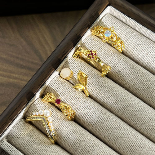 中古风轻奢镂空蕾丝叶子个性月光石戒指女皇冠冷淡风时尚百搭指环