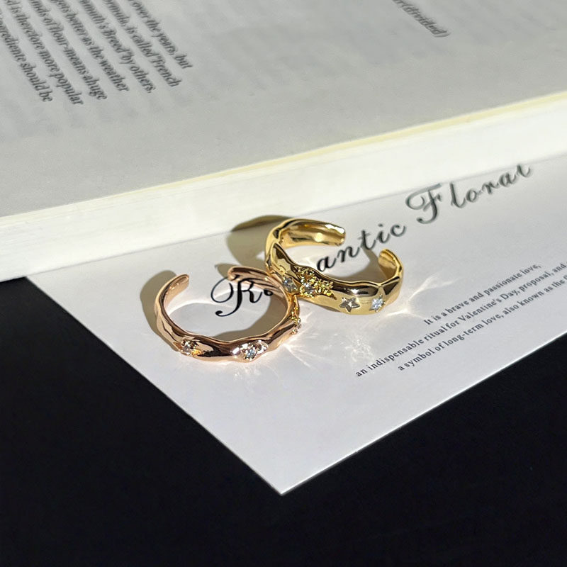 极简风褶皱肌理碎钻星星素圈情侣戒指叠戴个性小众设计感时尚指环