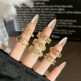 网红轻奢老钱风字母H微镶锆石气质戒指女几何链条小众气质指环潮