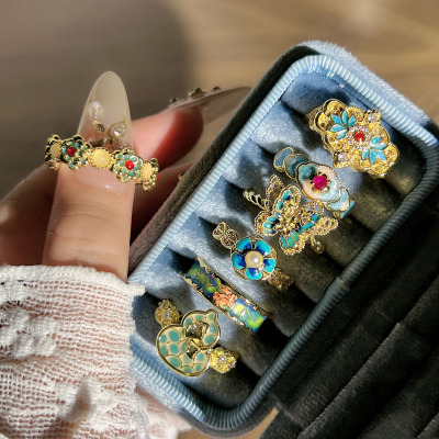 金辉鎏彩中古风彩色珐琅蝴蝶花朵开口戒指女时尚小众气质轻奢指环