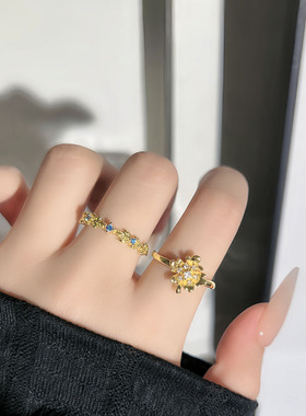极简古风鸢尾花开口戒指女贵气叠戴蓝色锆石小众设计轻奢气质指环