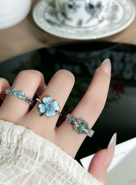 冰蓝花海气质显白渐变四叶草蝴蝶结戒指女ins冷淡风个性时尚指环