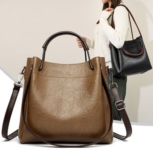头层牛皮单肩斜挎包女包软真皮手提包妈妈包大容量水桶包2026新款