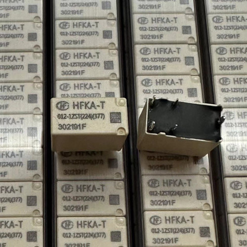 HFKA-T 012-1ZST(224)(377) 别克凯越保险丝盒雾灯喇叭继电器 5脚