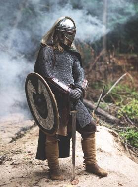 美国代购Riveted∞手作复古钢外观铝制铆锁圆环链甲大衣Cosplay