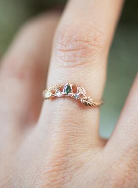 14K金莫桑石钻石蓝宝石戒指枝叶