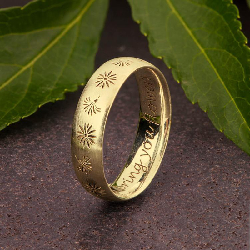 海外代购Daisies◇手作雏菊花朵雕刻定制字母宽环14K金黄金戒指