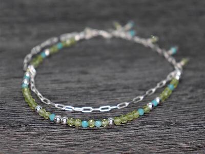 橄榄石多股叠戴纯银间隔珠手链