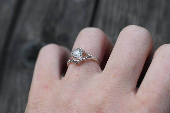 美国代购Diamond㊣ 手作华丽天然火山石英晶体钻石镶嵌14K金戒指