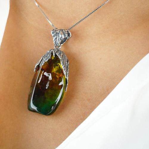 加拿大代购Necklace㊣ 手作天然蓝绿色波罗海琥珀纯银花卉项链