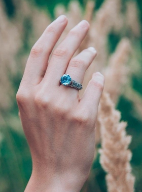 天然瑞士托帕石宝石镶嵌纯银戒指