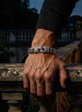 雕刻链节厚实氧化纯银男士手链