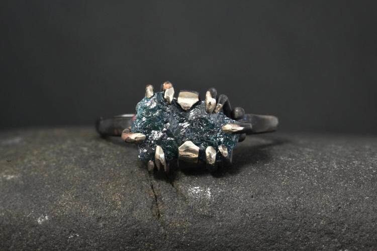 爱沙尼亚代购Blue◇手作原始天然蓝色钻石镶嵌14K白金结婚戒指