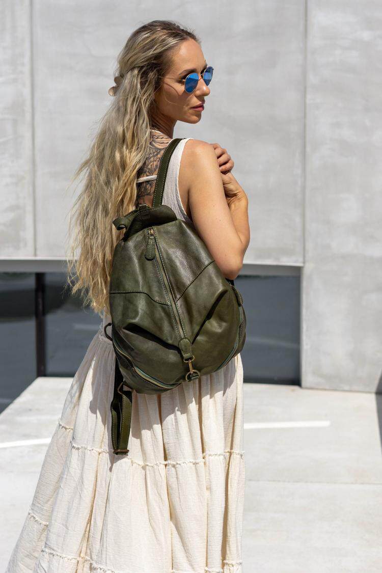 立陶宛代购Backpack㊣ 手作波西米亚风柔软水洗皮革拉链双肩背包