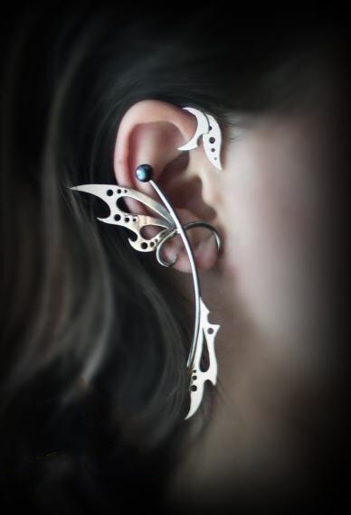 Earrings㊣俄罗斯代购 手作特别迷人蝶翼状宝石点缀纯银耳袖耳夹