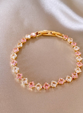 粉白色方形锆石手链女2025新款简约感轻奢手串小众精致手饰品