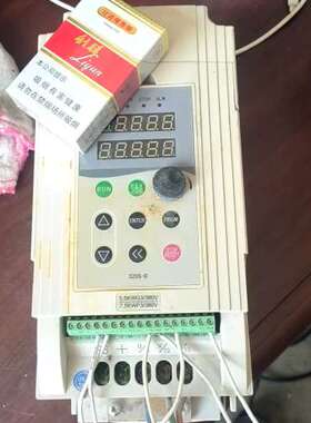 金田 JTE320S  V0055G3  二手拆机5.5kw