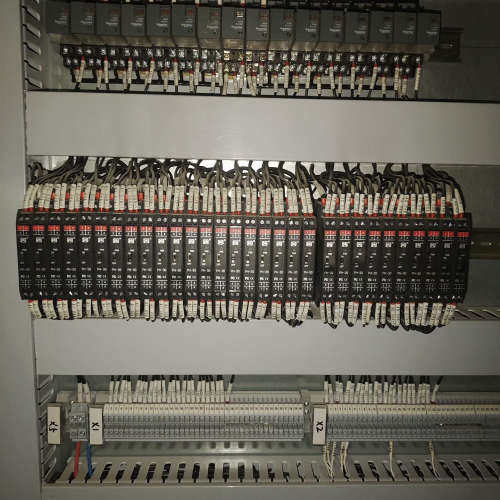 议价信号隔离器PH出售，型号PH307FT，成色不错，功能完好。