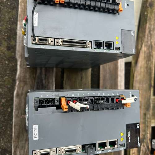 议价产电伺服L7NA020B,非常新