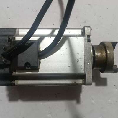 议价A4电机，MHMD082P1C，拆机好，