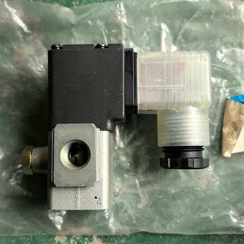 议价VCA27A-5DLS-4-02 SMC两通电磁阀 全新原装