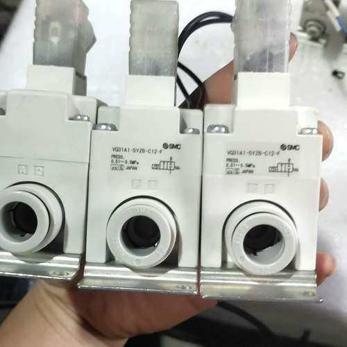 议价SMC电磁阀VQ31A1-5YZB-C12-F