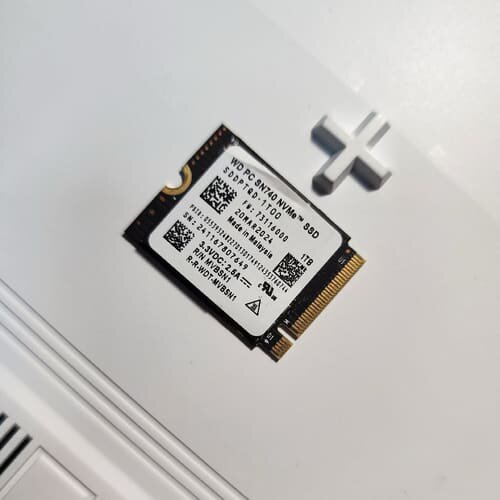 议价西数SN740长度2230，容量1TB，速率pcie4.0，