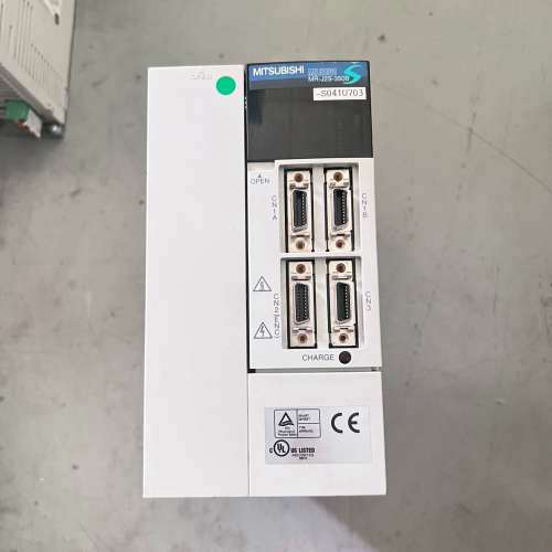 议价MR-J2S-350B-S041U703 三菱伺服驱动器