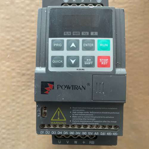 议价普传变频器380V2.2KW，型号PI150-2R2G3。功