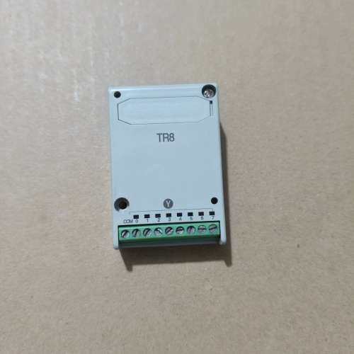 议价PLC扩展模块，型号AFPX-TR8，原装正品，成色95