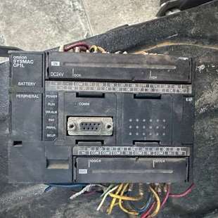 拆机如图 议价plc m30dt 外壳有点破 cp1l