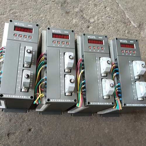 议价华兴伺服驱动DM520拆机，成色如图，功能好，160