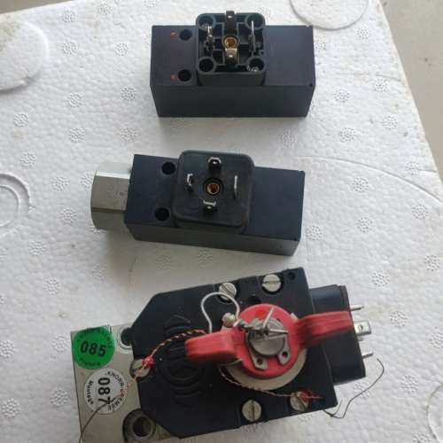 议价德国KNORR-BREMSE DH07-TS1电磁阀，K