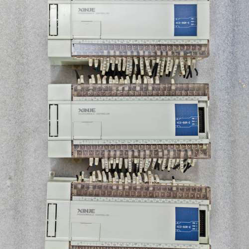议价信捷PLC XC3-60R-E，三台拆机剪线成色漂亮实拍图功