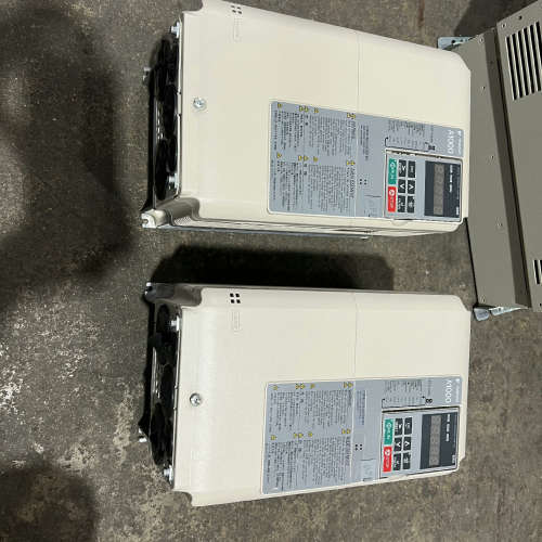 议价安川A1000变频器15KW，AB4A0038FBA，实物拍