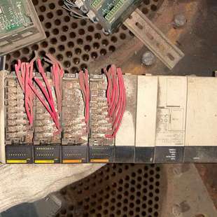 40DR PLC主机 CPM2A 议价