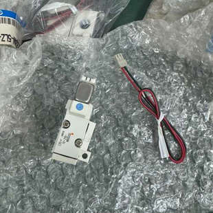 01需要 议价全新SMC 5LZ SYJ524M 联系 三通阀