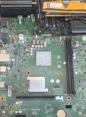 议价龙芯3号，LS3a4000主板，这东西挑内存，品相如图，没挡