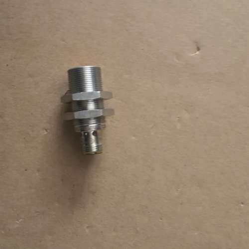 议价易福门IGS236接近开关 全新无