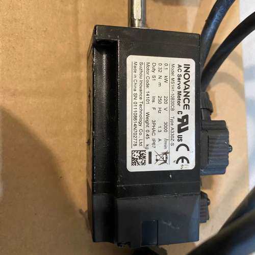 议价汇川伺服电机MS1H1-10B30CB-A332Z-S，实物