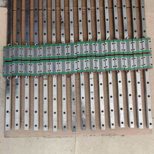 议价EGH20CA  上银直线导轨，轨道长640mm，一轨道配二