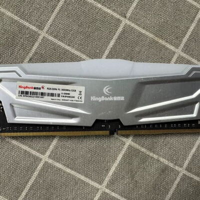 议价金百达 DDR4 32G单 3600内存