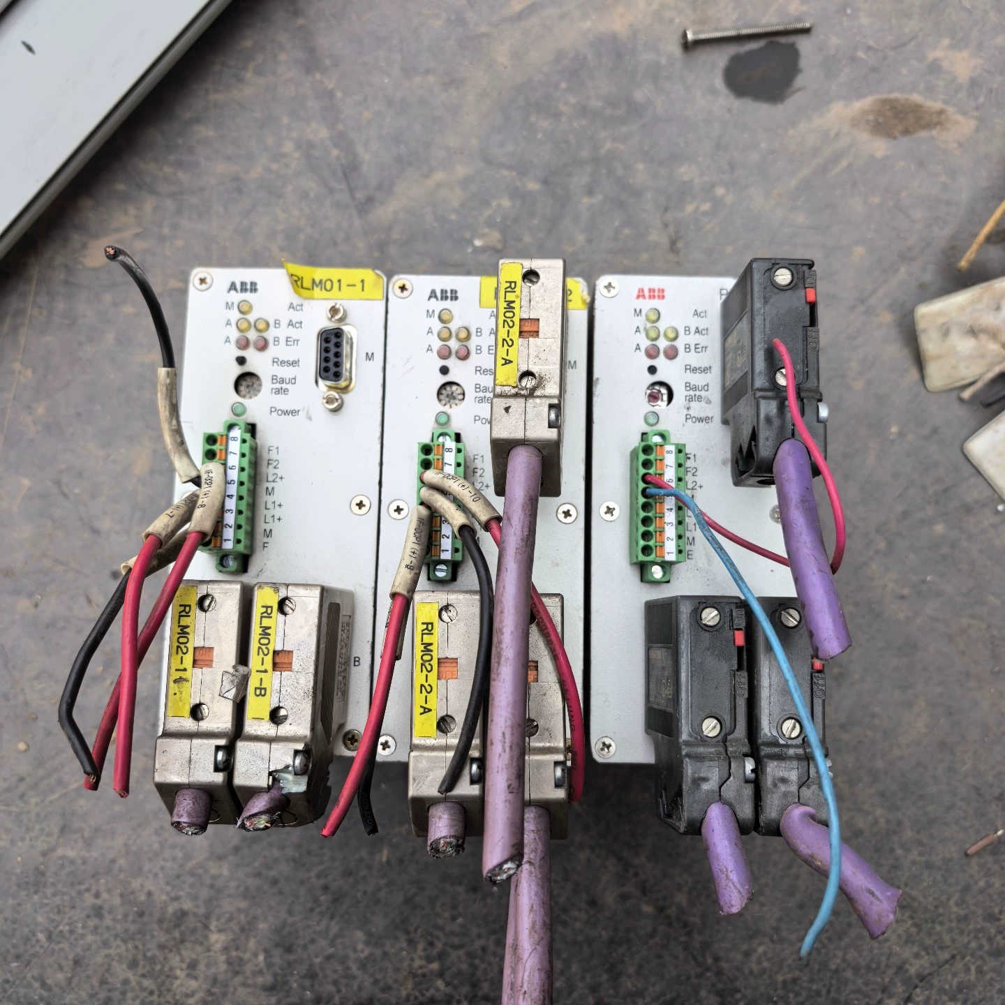 议价ABB控制模块RLM 01拆机3个