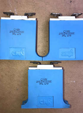 议价CNR25D625E变频器压敏 拆机件