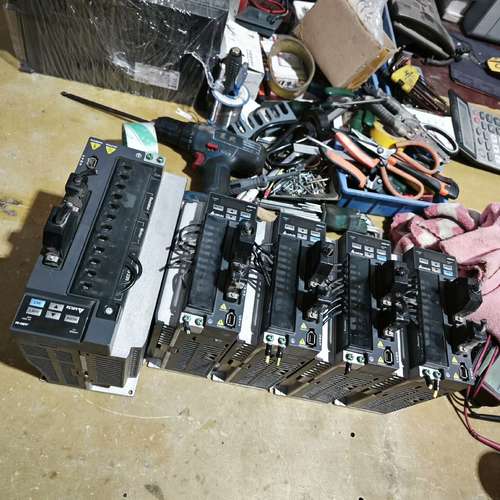 议价台达伺服控制器  B2系列  1千瓦4台  2千瓦  私