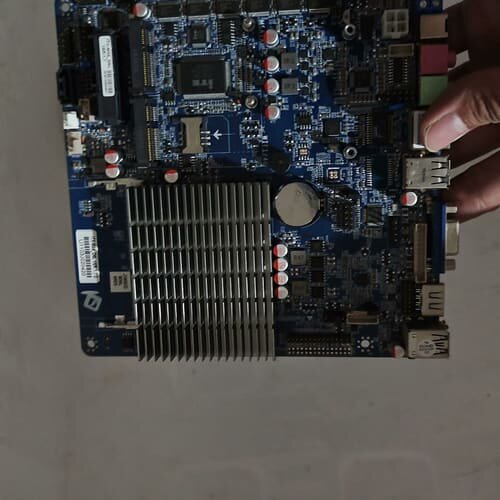 议价研域J1900工控主板ITX-M56，几乎全新，功能完好