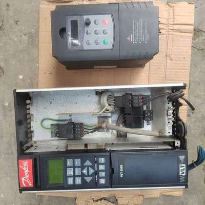 议价拆机变频器2台，丹佛斯VLT5000变频器（VLT5004P