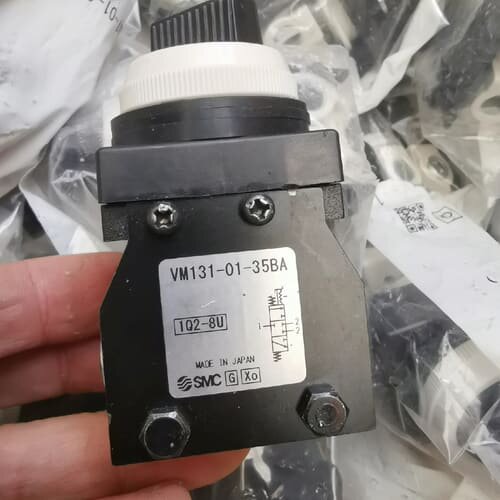 议价SMC原装机控阀VM131一01一35BA新的4个