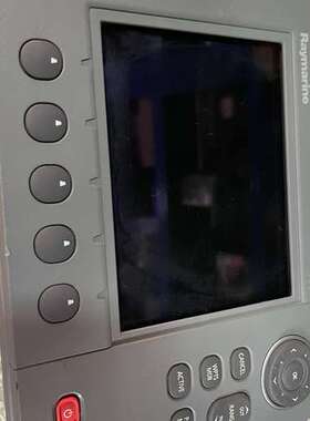 议价Raymarine A70 实拍，好，没别的配件，详细看图