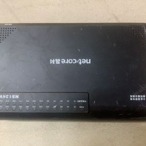 议价磊科24口交换机、NS124V 配送带电源、功能正常使用，